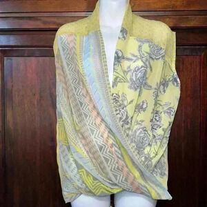 Ivy Jane Blouse XS Yellow Pink Floral